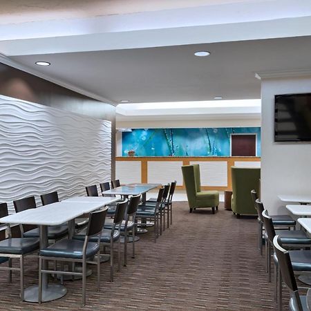 Springhill Suites By Marriott לאוטון מראה חיצוני תמונה