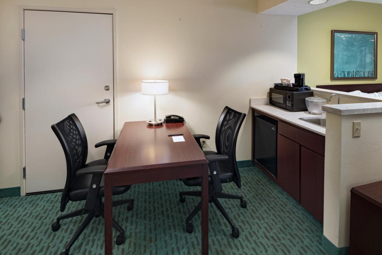 Springhill Suites By Marriott לאוטון מראה חיצוני תמונה